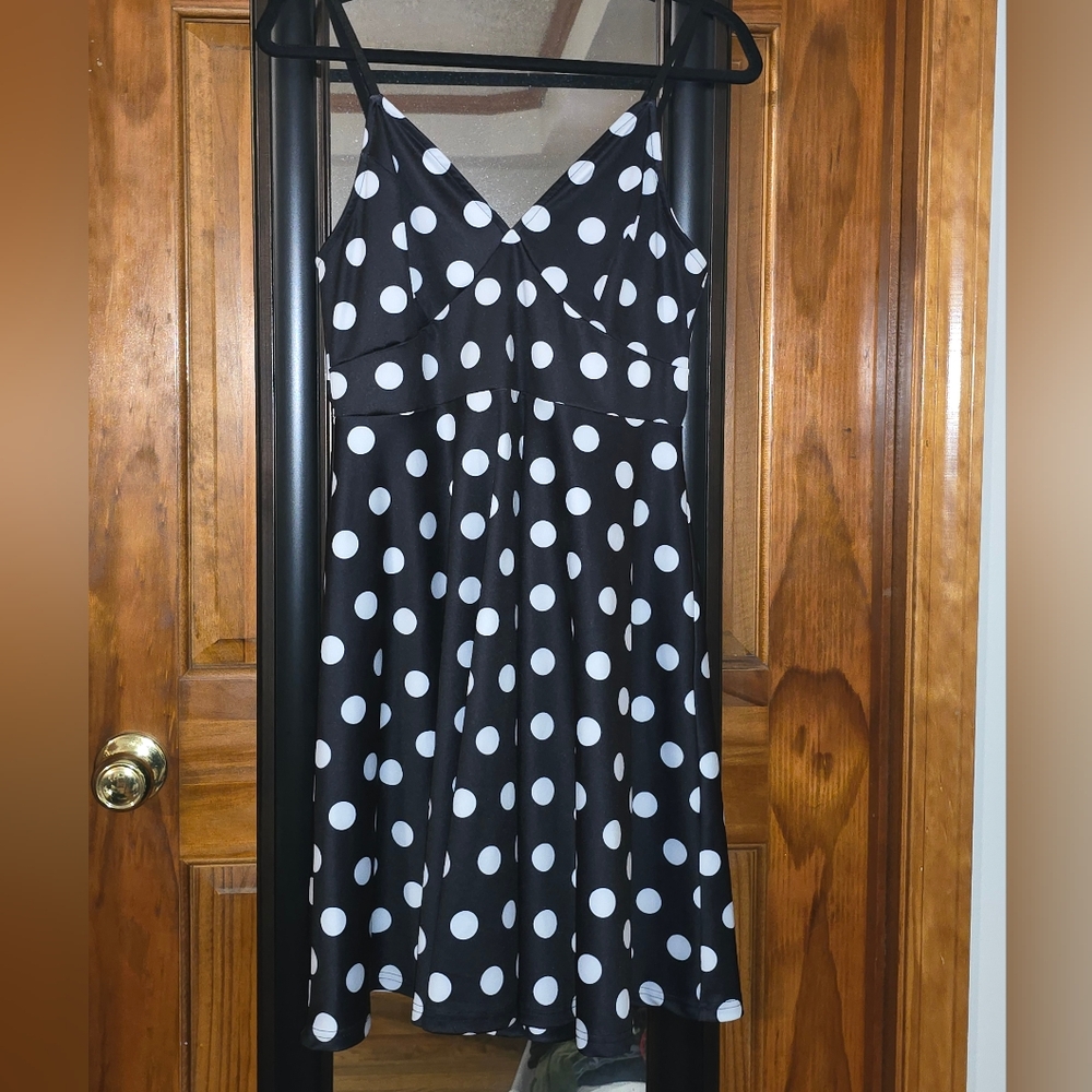 Black and White Spaghetti Strap  Sundress